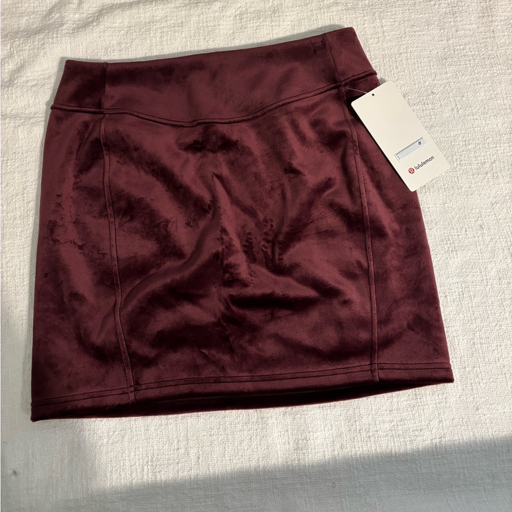 Lululemon Scuba mini skirt